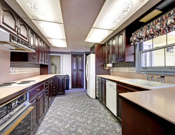 Kitchen Carpet Installation in Pleasanton